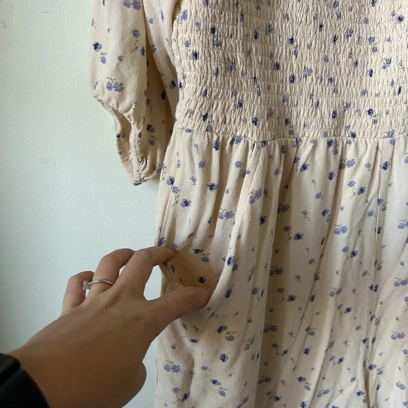 American Eagle Boho Ivory and Blue Floral Romper - Picture 2 of 5